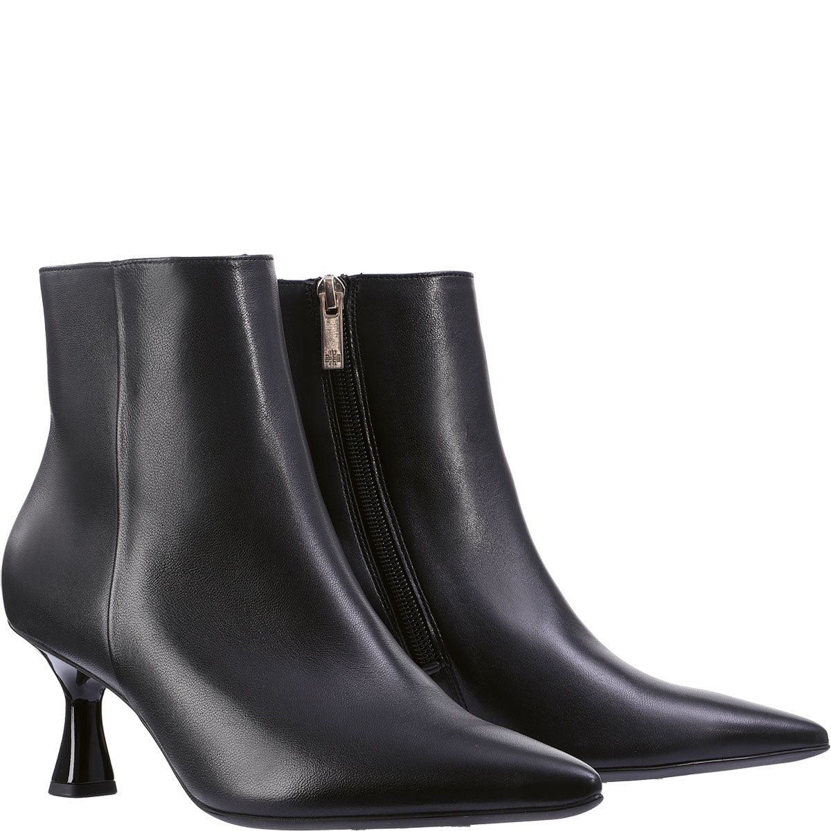 Black Leather Boot With Kitten Heel