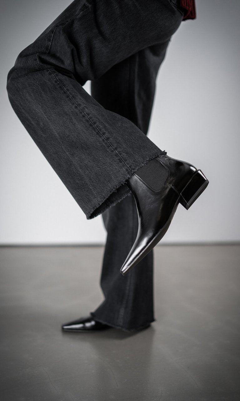 Alma Boot In Dover Black