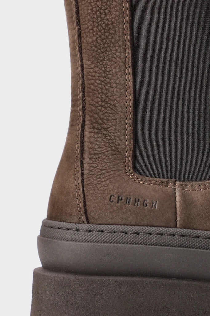 High Chelsea Boot In Chocolate Nubuck