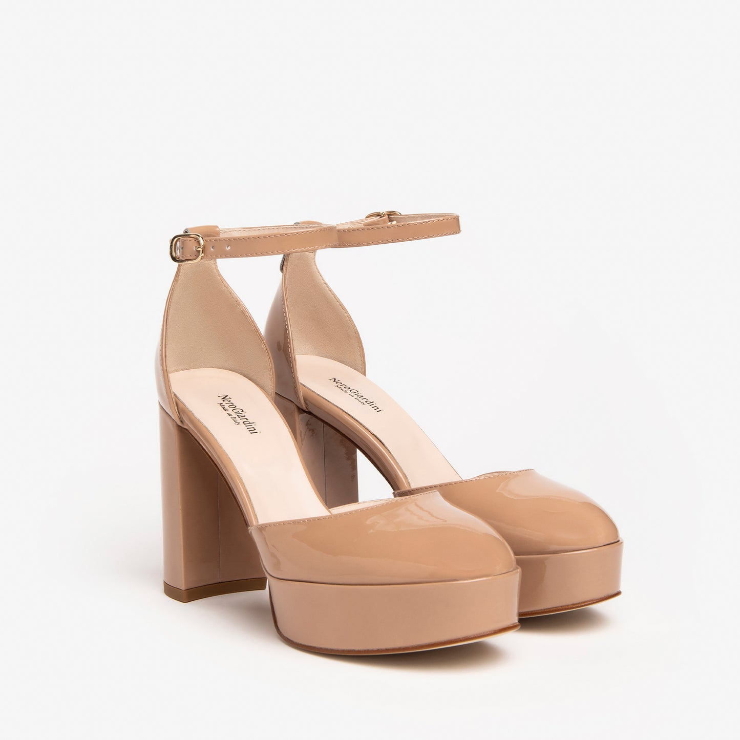 Patent Platform With Ankle Strap