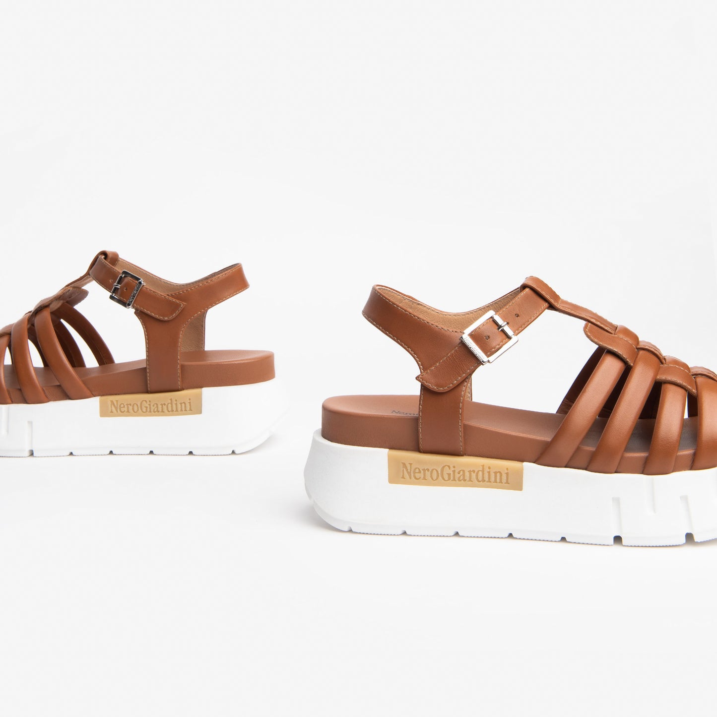 Sporty Sandal In Camel
