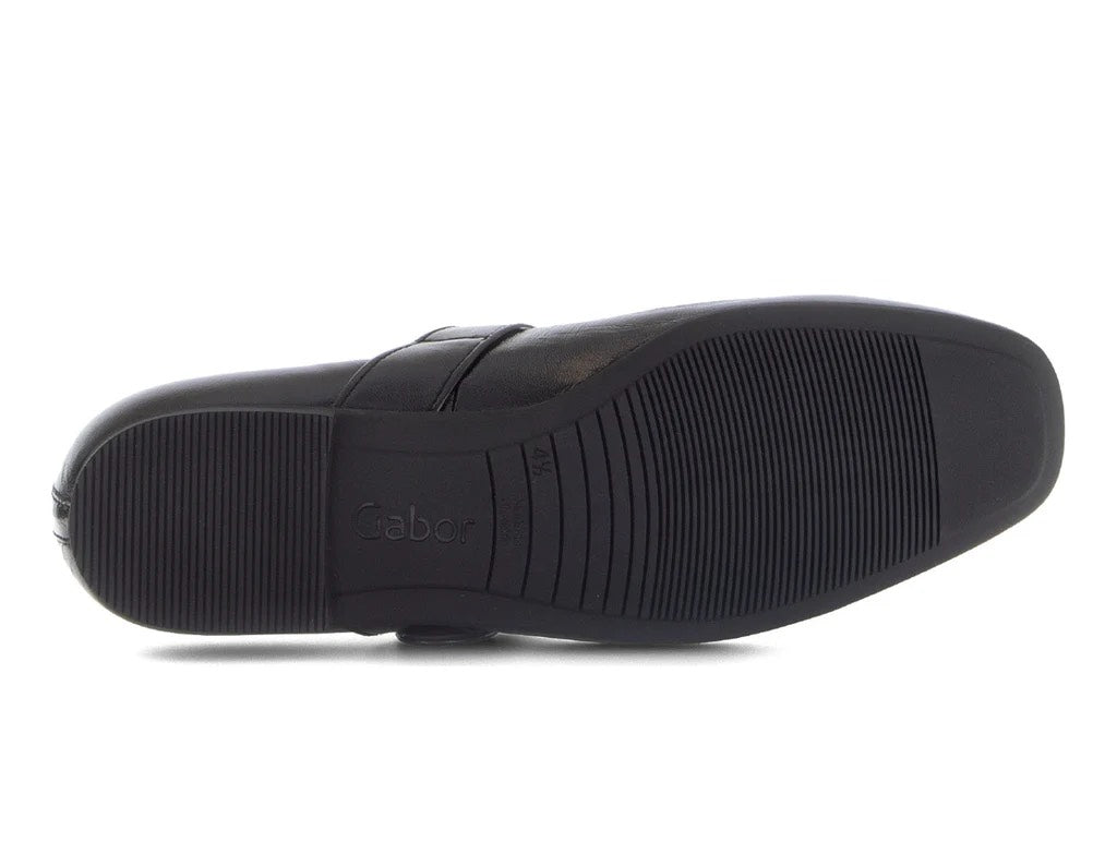 Black Pump With Strap