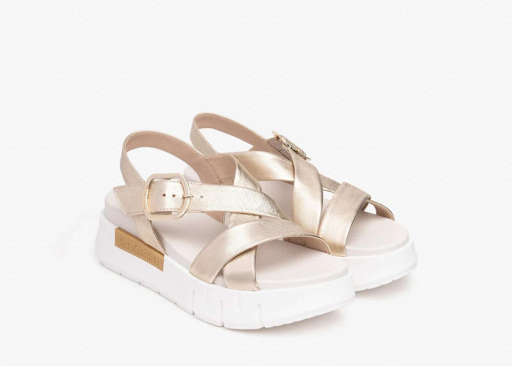 Leather Criss Cross Sporty Sandal