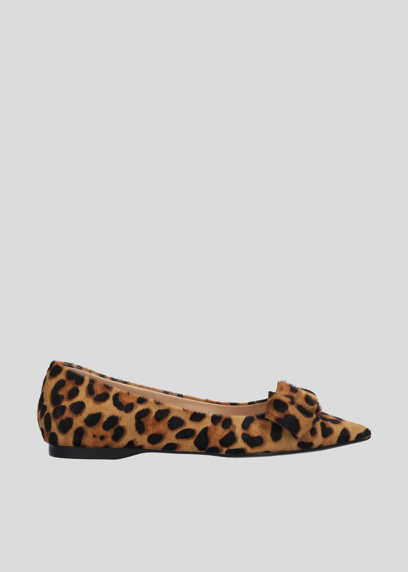 Bethany Leopard With Bow