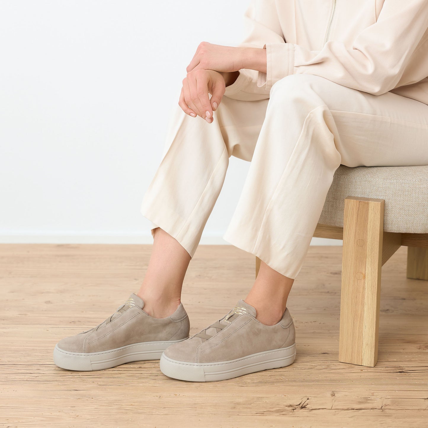 Suede Platfrom Slip On Sneaker