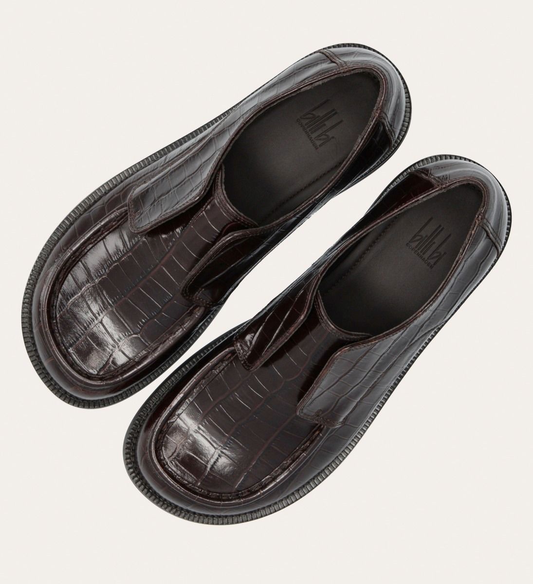 Over Lap Croco Loafer
