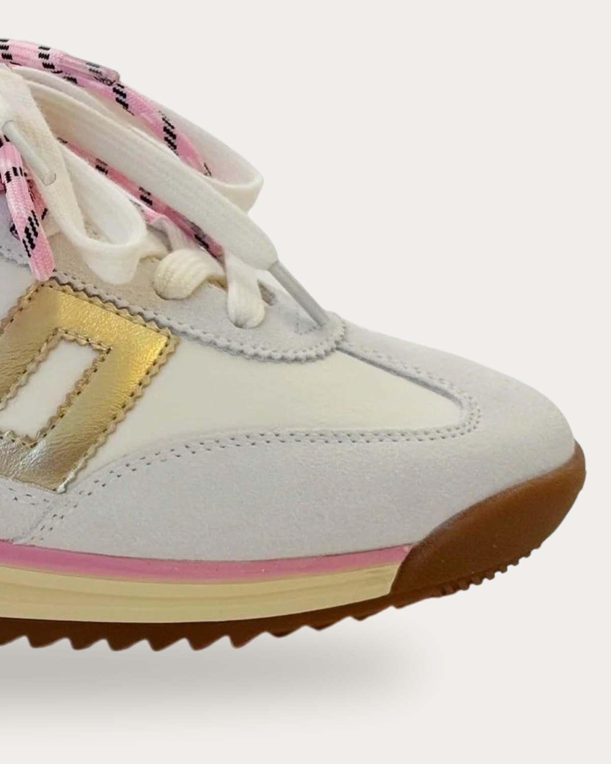 BACK70 Jogger Double Lace Nylon White Sneaker, toe detail
