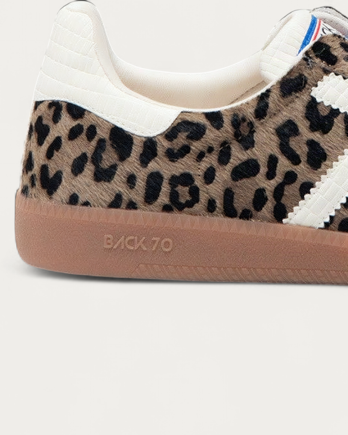 BACK70 Leo Cloud Taupe Leopard Print Sneaker, heel detail