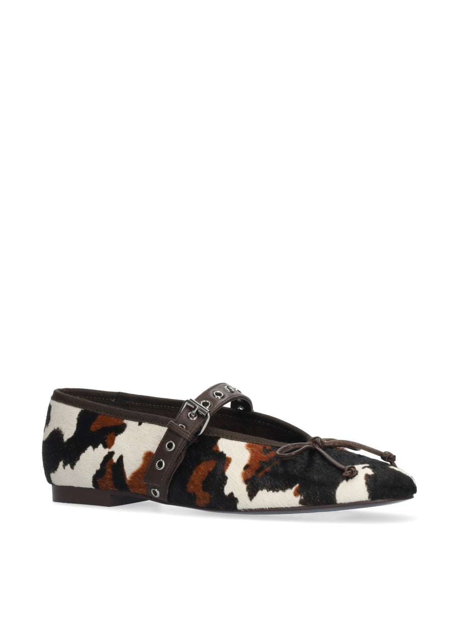 Mary Jane Pump In Cowprint