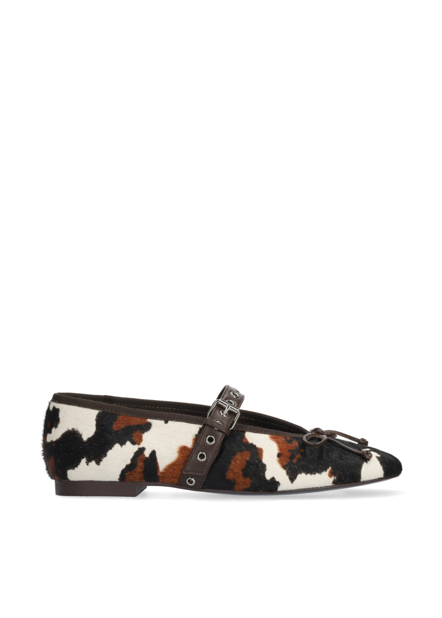 Mary Jane Pump In Cowprint