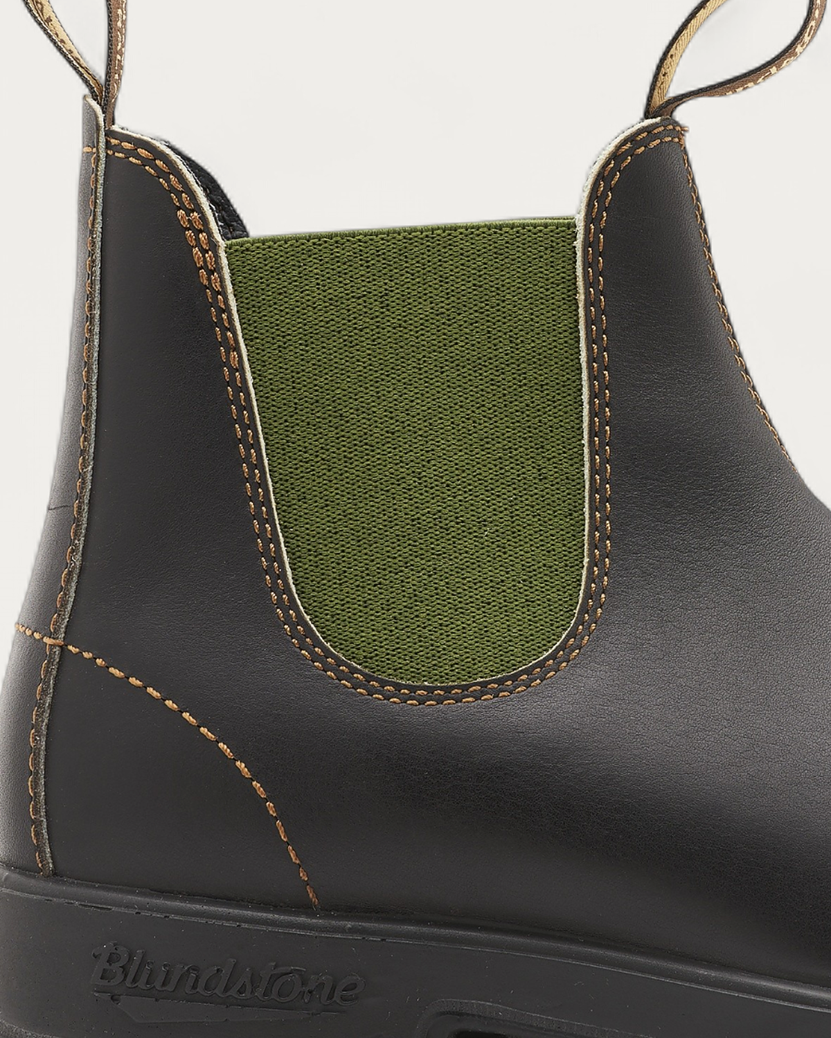 Blundstone 519 Brown with Olive Chelsea Boot heel with embossed Blundstone logo and contrast stitching