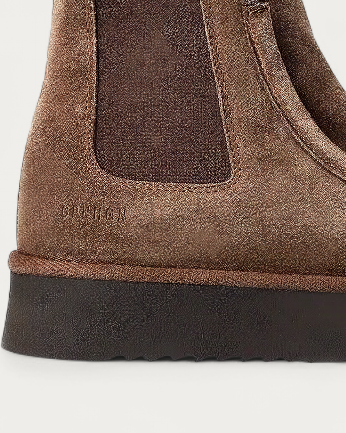 Embossed CPNHGN logo on the heel of the Copenhagen Studios CPH267 Mokka suede boot
