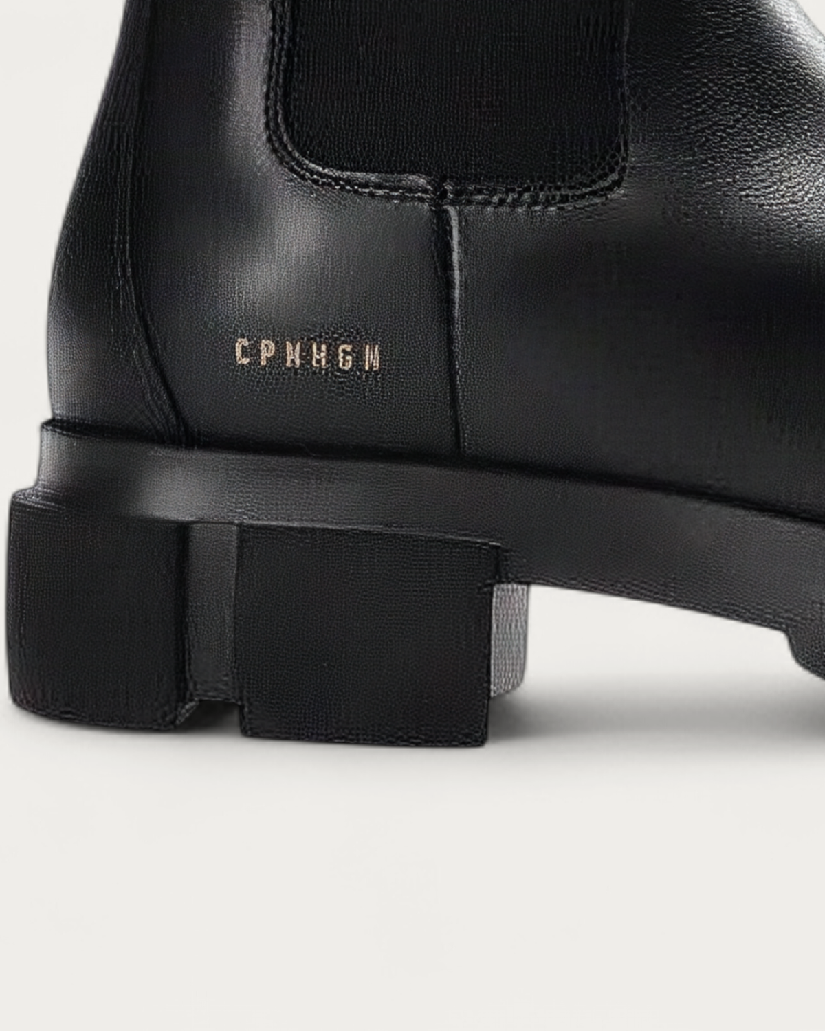 Heel and chunky sole of the Copenhagen Studios CPH500 Chelsea boot