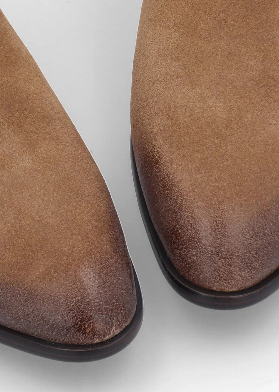 Fame Boot In Land
