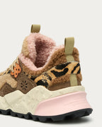 Flower Mountain Kotetsu Woman Brown Green sneaker, back detail with pink shearling lining and rubber heel