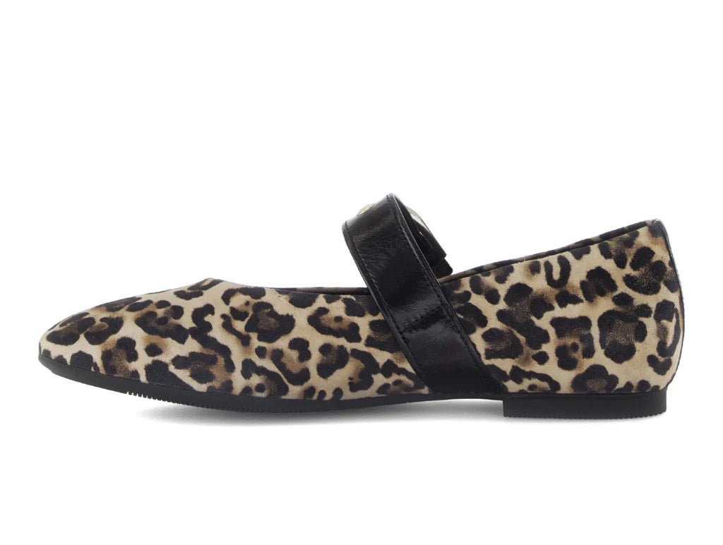Leopard Pump With Strap