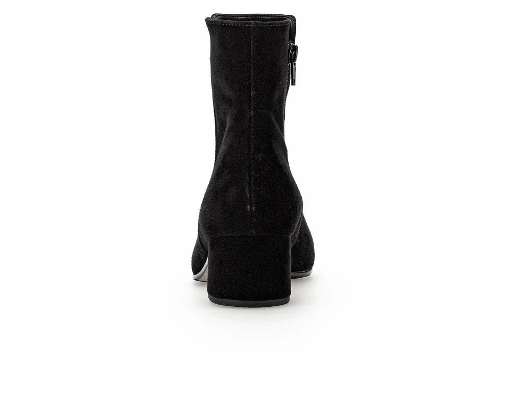 Black Boot