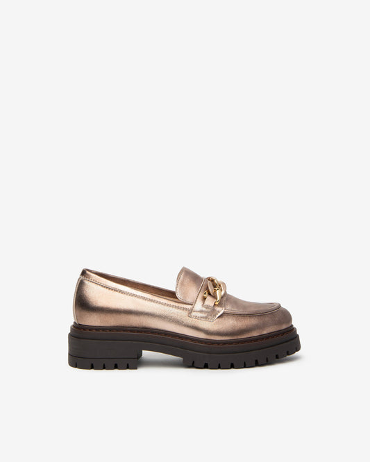 Gold Chunkt Loafer With Chain