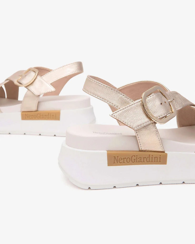 Leather Weave Block Heel