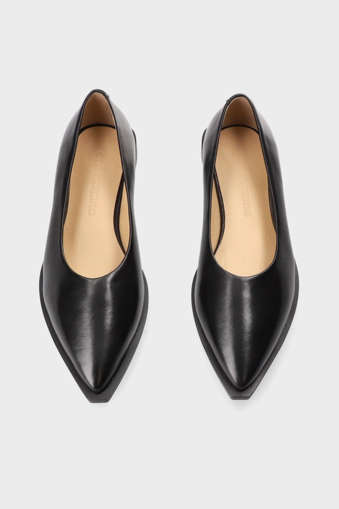 Black Leather Pump