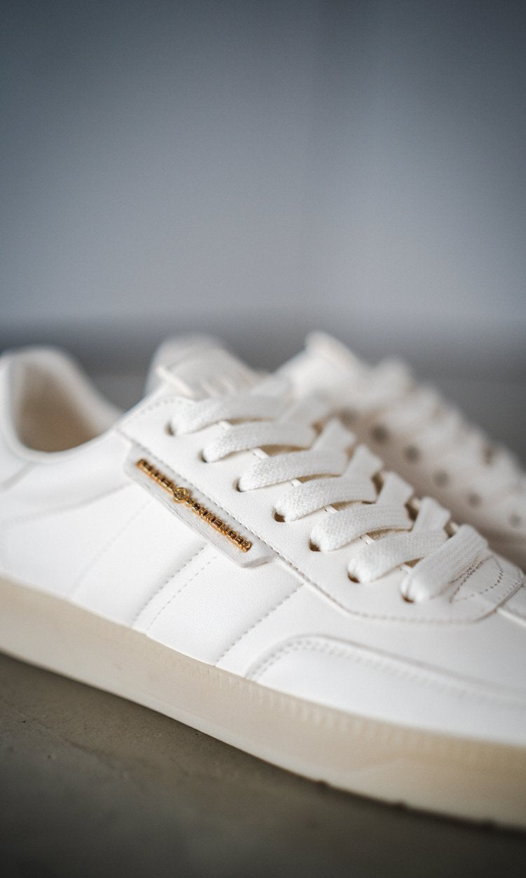 Pop Sneaker In Butter Leather With Gold