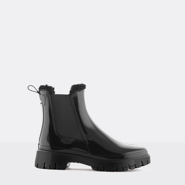 Black Boot With Fleeceline