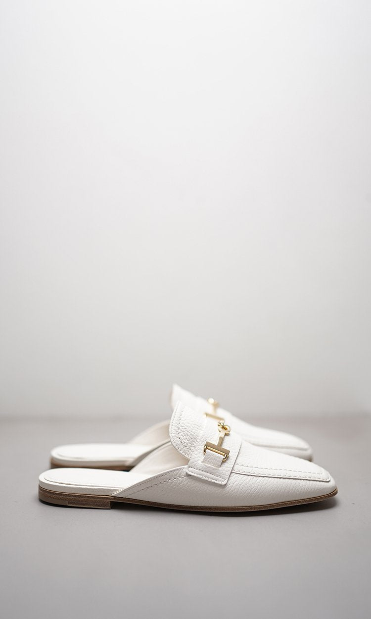 Grained Leather Mule Loafer In Off White