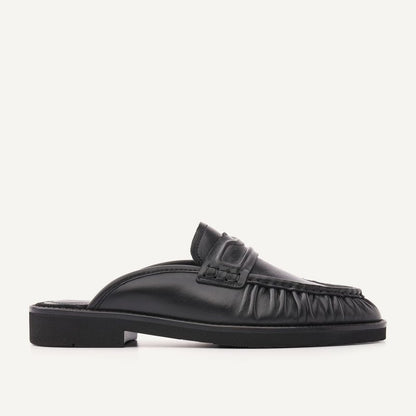 Jones Slip On Ruffle Loafer