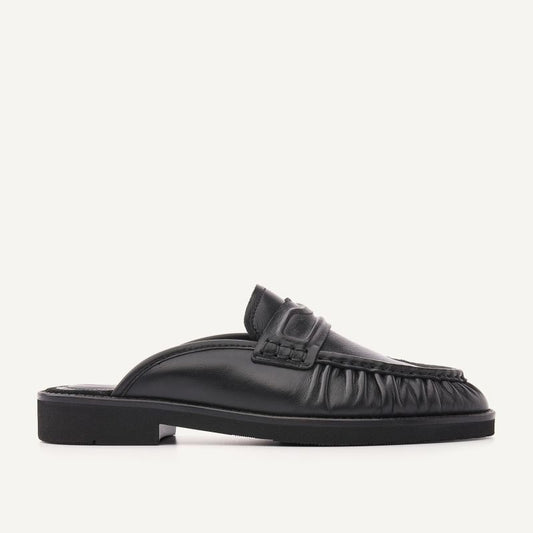 Jones Slip On Ruffle Loafer