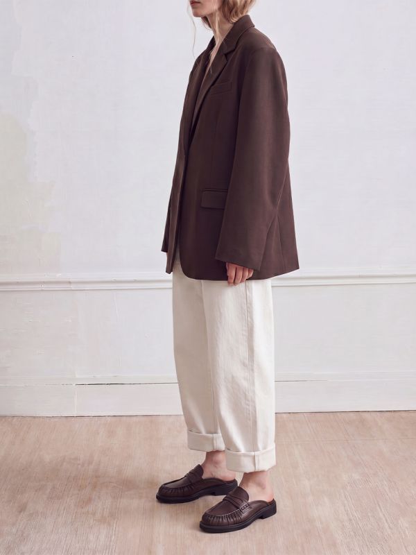 Jones Mule Loafer In Dar Brown