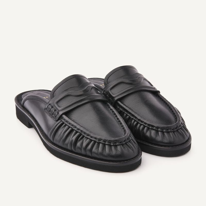 Jones Slip On Ruffle Loafer