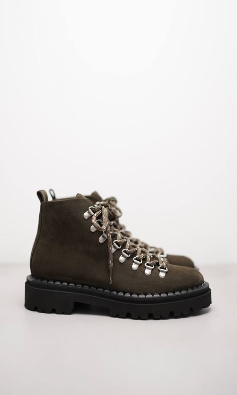 Lana Boot In Olive Suede