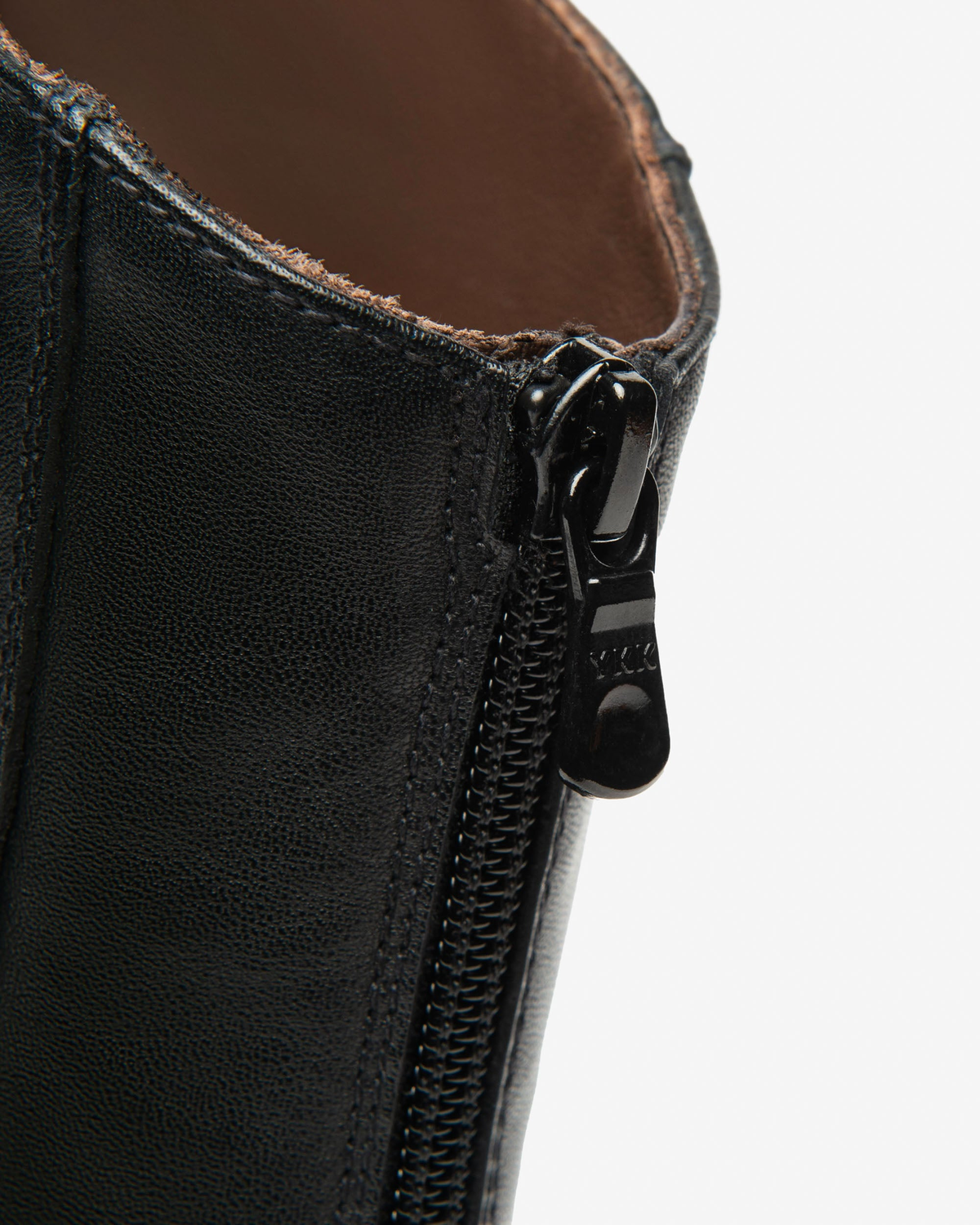 Nero Giardini Black Leather Back Zip Boot, back zip close-up