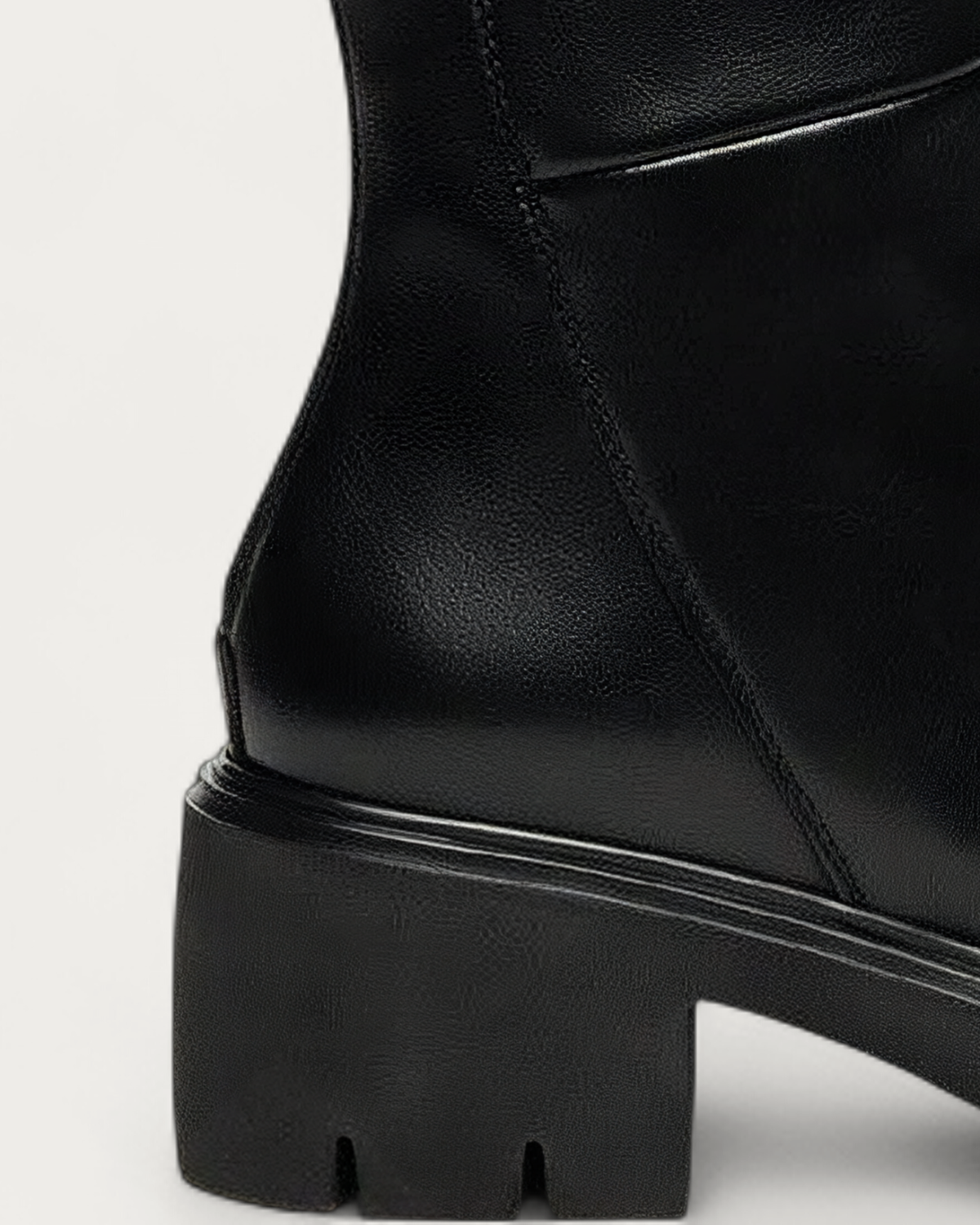 Nero Giardini Black Leather Knee High Boot, heel and sole detail