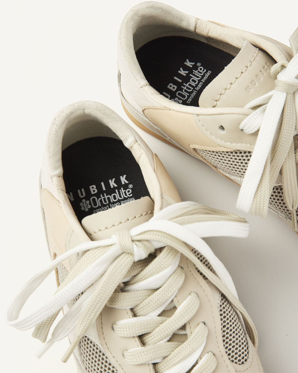 NUBIKK Riley Morgan Beige Combo Sneaker, close-up detail