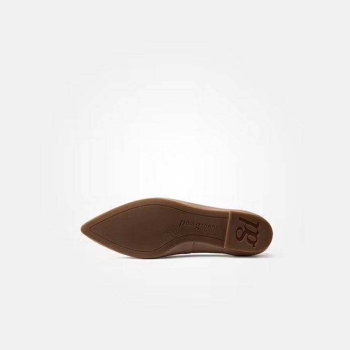 Leather Pump With Detail