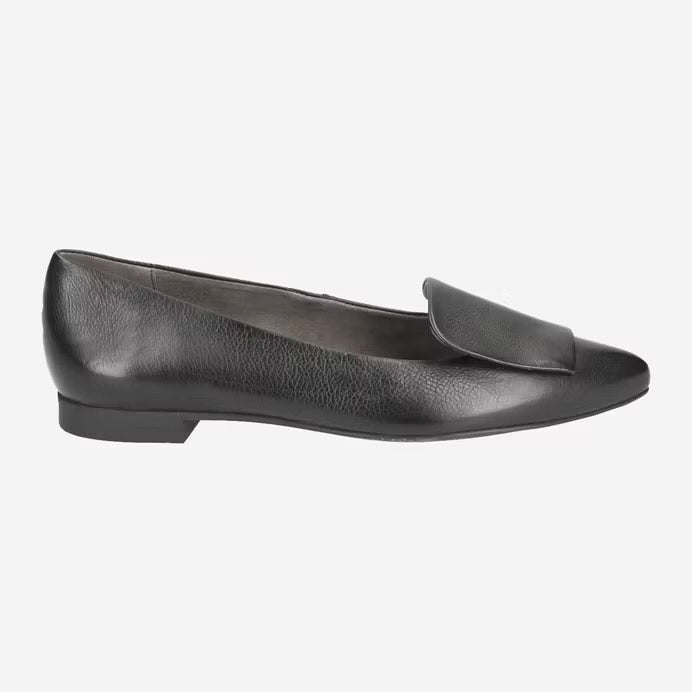 Flat With Buckle Detail