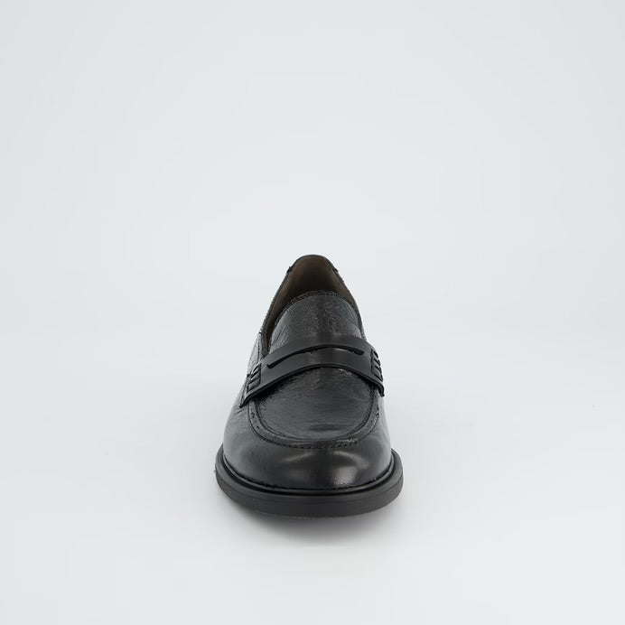 Classic Black Glossy Loafer