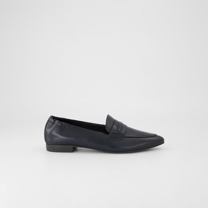 Navy Ballerina
