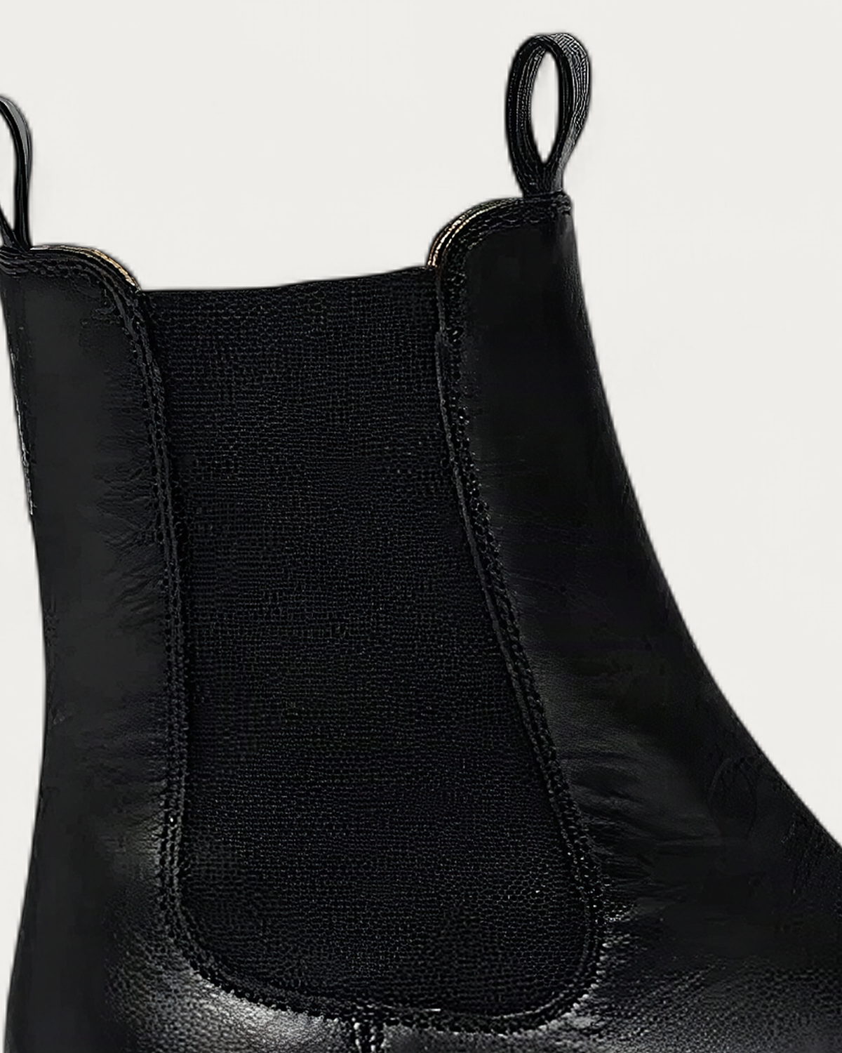 Pavement Panord Chelsea Boot elastic gusset and pull tab detail