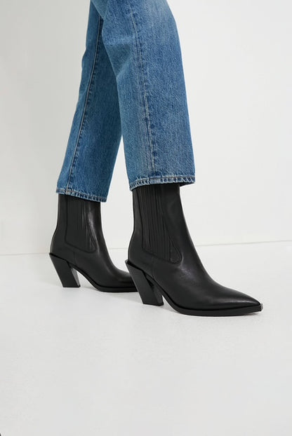 Western Style Boot In Black Leather