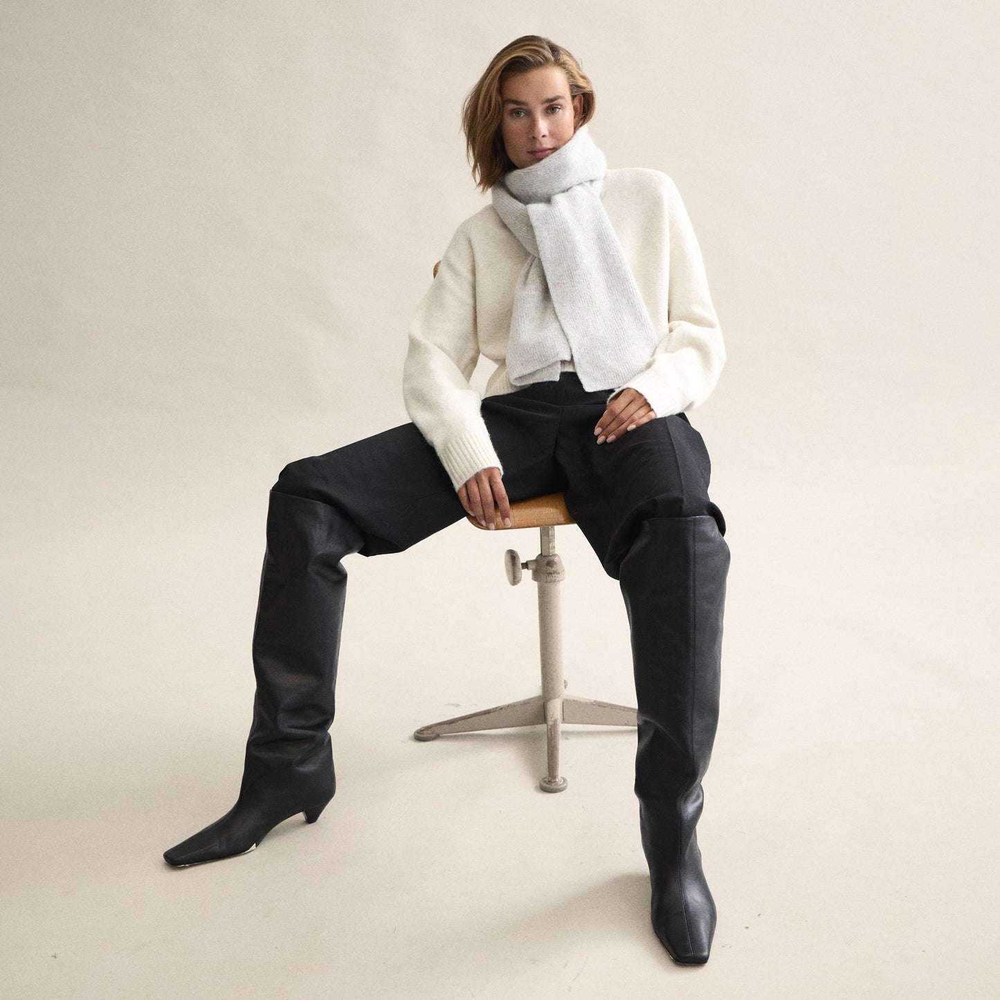 Ribbed Scarf In Irridescent