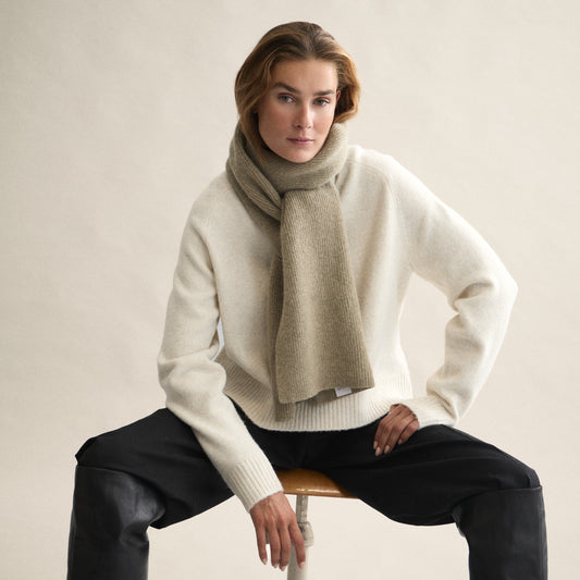 Ribbed Scarf In Clay