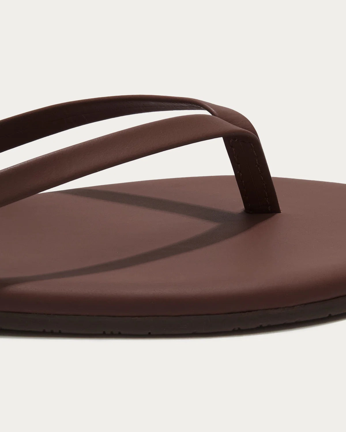 TKEES Lily Nudes Cappucino Brown Leather Flip Flop, close-up of the straps and footbed
