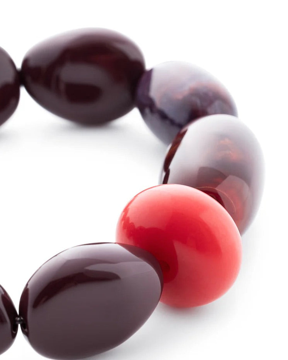 Close-up of the Unique Flex Bracelet Aubergine by Vanessa Baroni showing the beads