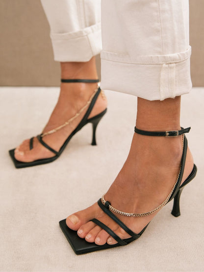 Straps Chain Sandal In Black